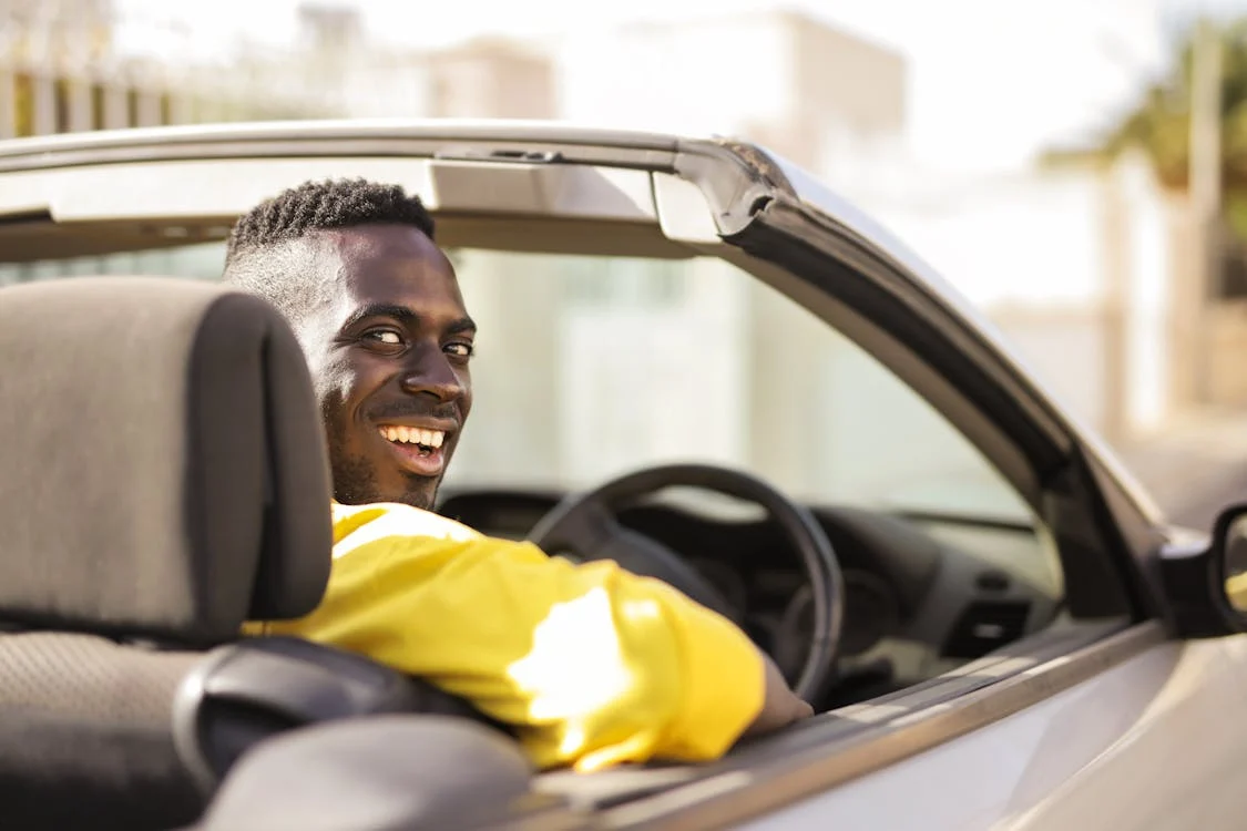 Welke papieren zijn nodig om de auto te verkopen?